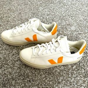 VEJA Campo Bicolor Leather Low-Top Sneakers (Size 41 UK/10 US)